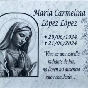 Epitafio en mármol italiano grabado con imagen a láser.