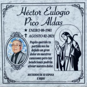 Epitafio en mármol italiano grabado.