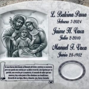 Epitafio en mármol italiano grabado con imagen tallada.