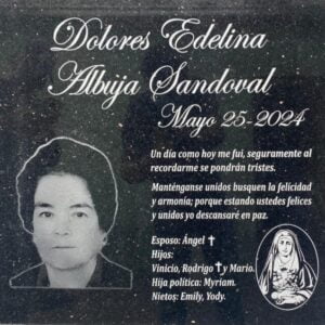 Epitafio en granito grabado con imagen a láser.