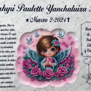 Epitafio en mármol italiano grabado con imagen tallada.